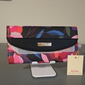 TRINA TURK NWT Vibrant Pink/Purple/Black Front Flip Wallet